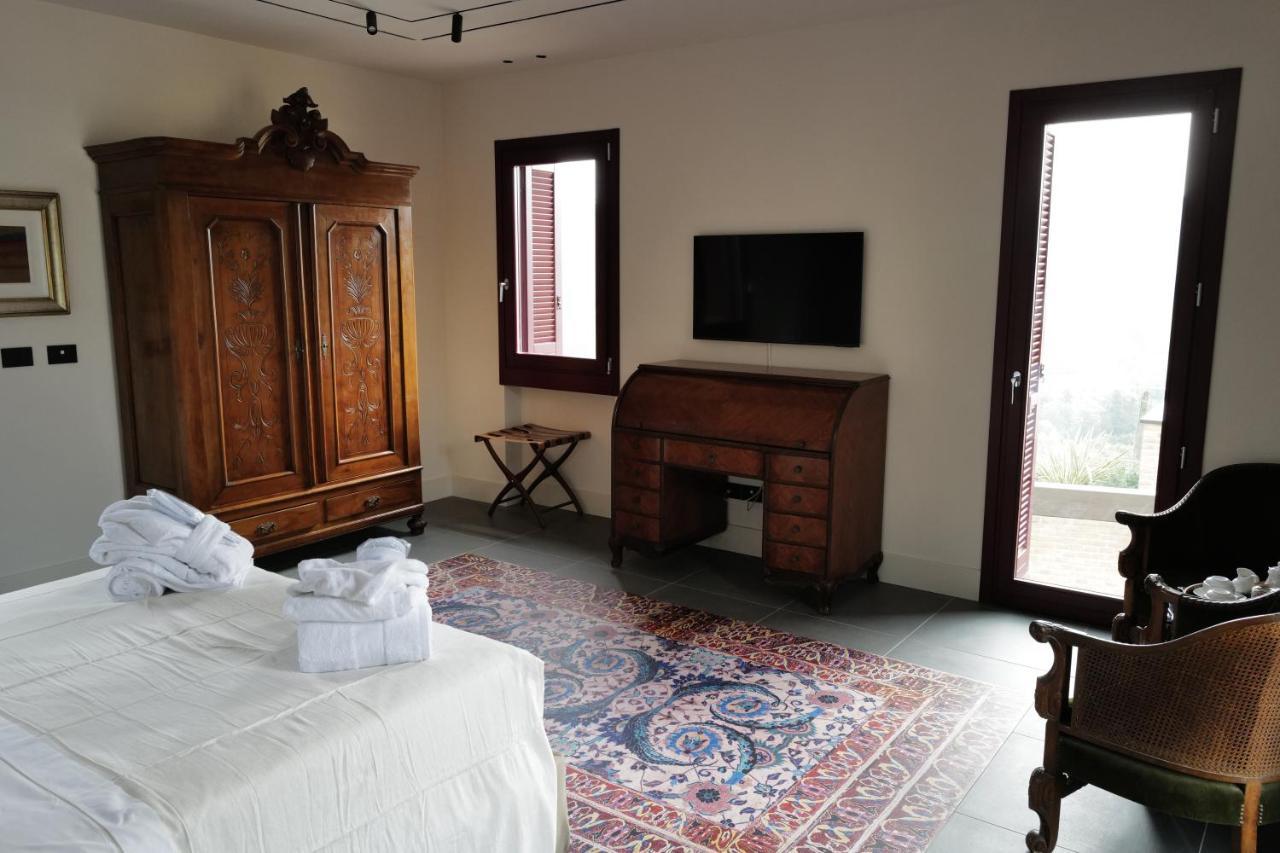 Foresteria, Winery & Events Destination Monforte dʼAlba Zewnętrze zdjęcie