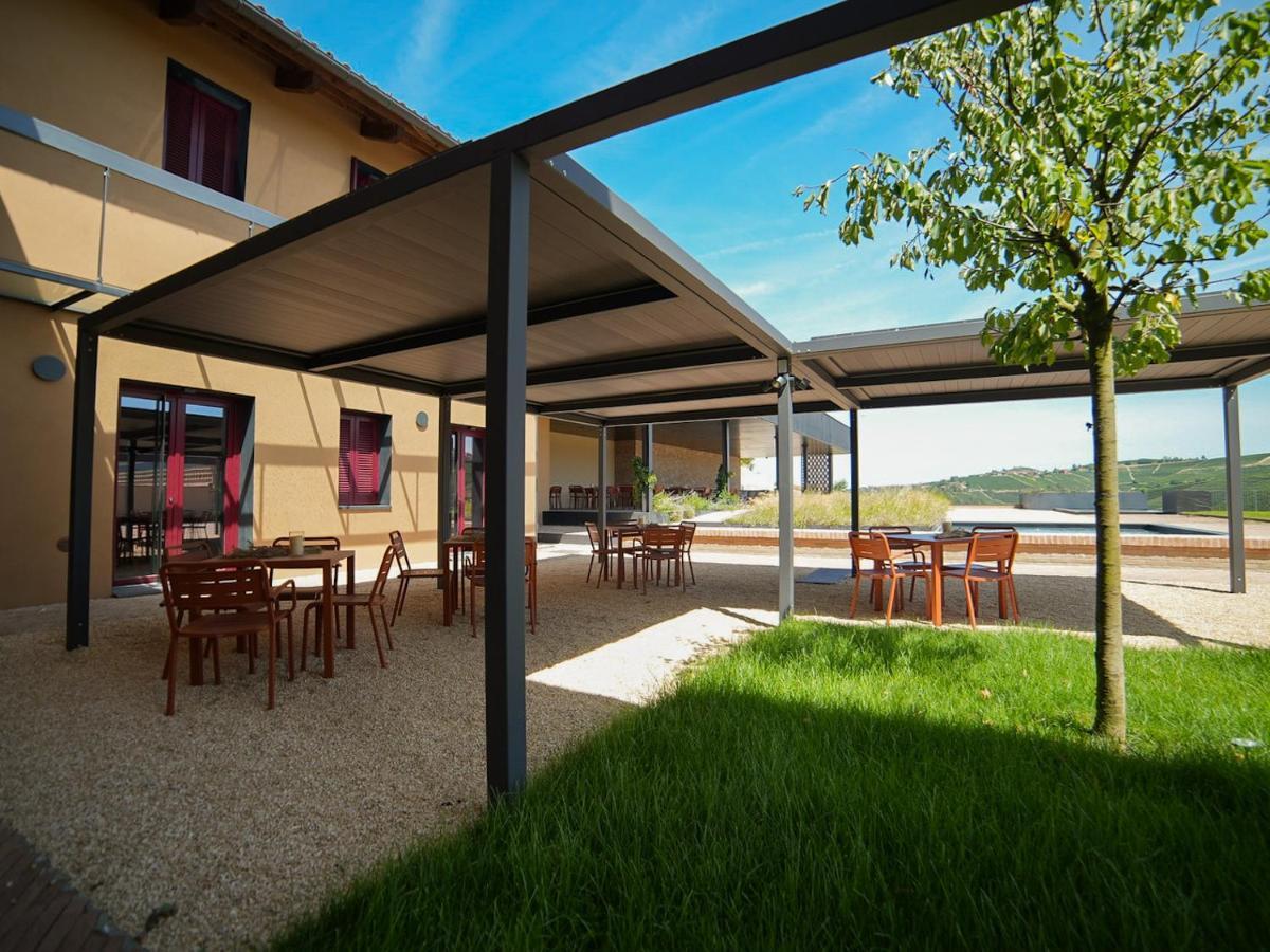 Foresteria, Winery & Events Destination Monforte dʼAlba Zewnętrze zdjęcie
